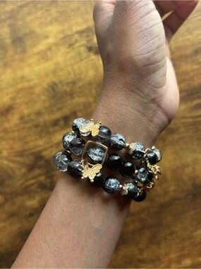 3pcs Gold Butterfly Black & Gray Beaded Stretch Glass Bracelet Set
